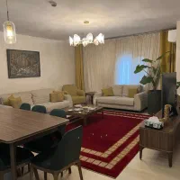 ۹۰ متر ۲خ با تمام امکانات**رو به حیاط و آفتاب**