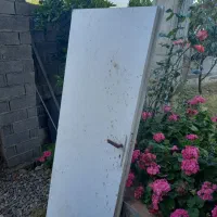 دو عدد درب چوبی سالم