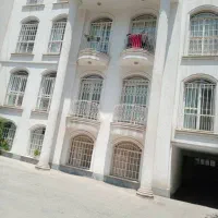 ۱۱۰ متر دو خوابه تاپ لوکیشن اختیاریه
