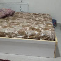تخت دونفره