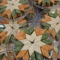 باقلوا اصیل خانگی و نان چایی