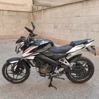 موتور سیکلت ns200
