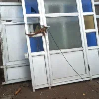 ۲لنگه درب آلومینیومی