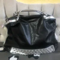 کیف مشکی نقره ای وارداتی سایز ۳۵/۳۰