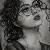سفارش نقاشی سیاه قلم ( طراحی چهره )
