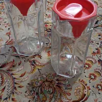 پارچ شیشه ای پیرکس دردار در قرمز سالم نو
