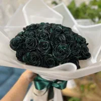 رز جاودان و دسته گل پروانه ای
