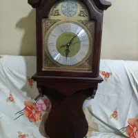 ساعت دیواری صحیح سالم بدون ایراد