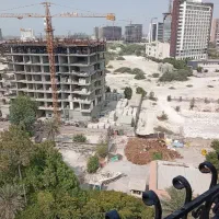 کارپرداز ملک ، زمین ، باغشهری