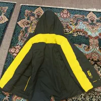 کاپشن|لباس|خوی, |دیوار