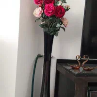گل و گلدان