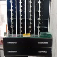 کمد، ویترین، میز ناخن کاری