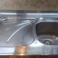 سینک ظرفشویی به همراه شیر