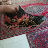 دو جفت کتونی اصل ویتنام.۴۳و۴۴،توضیحات خوانده شود