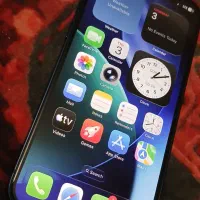 ایفون ۱۲ نرمال 12 normal
