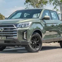 کارشناسی حرفه ای فنی و بدنه خودرو در محل