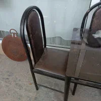 میز شیشه ای و ۴صندلی