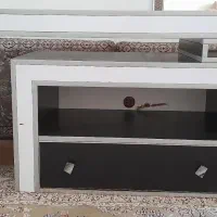 میز و عسلی و میز تلویزیون