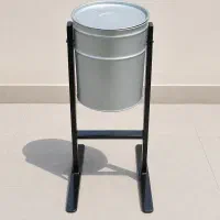 سطل زباله فلزی
