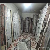 خریدار و فروشنده فرش.