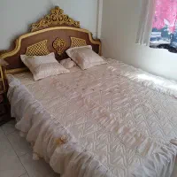 روتختی و رو بالشی به همراه 2 عدد بالش در حدنونو
