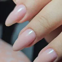 کاشت ناخن و آموزش