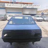 اتاق 405 تصادفی نوک مدادی