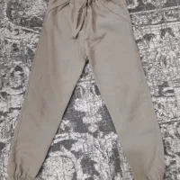شلوار و لباس ورزشی