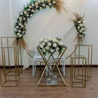 استند و بکگراند گلارایی و بادکنک‌آرایی