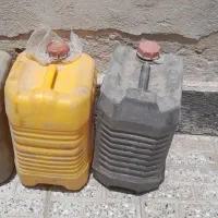 تعدادی گالن سالم