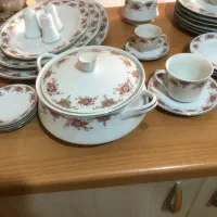 یکدست سرویس غذاخوری ژاپنی قدیمی با کلاس ۸۵پارچه