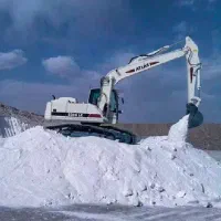 راننده بیل مکانیکی هستم ، آماده همکاری در شیفت عصر