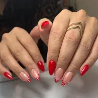 آموزش تخصصی و خدمات ناخن