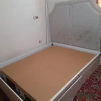 فروشی تخت خواب دو نفره