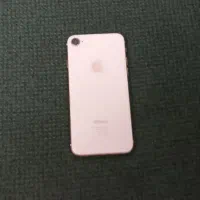 آیفون ۸ با لوازم اصلی سالم در حدنو