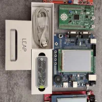 مجموعه برد آموزشی LPC1768 + LCD / STM32 Discover