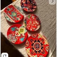 ست بشقاب‌های سفالی دست‌نقاشی