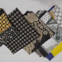 تعدای روسری نو و کار کرده بفروش میرسد