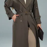 به یک مدل حرفه ای جهت مانتو فروشی