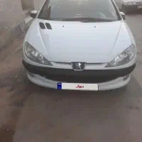 پژوv8 صندوقدار و رنگ سفید