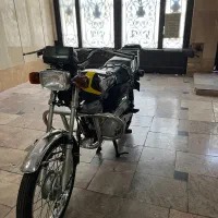هوندا ۱۲۵ هرمز کاربرات