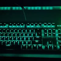 کیبورد گیمینگ v500 rgb