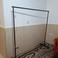 رگال لباس چرخدار طول ۱.۵ متر بزرگ کاملا نو و سالم