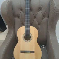 گیتار یاماها c40m