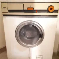 ماشین لباسشویی زانوسی ایتالیایی اصل