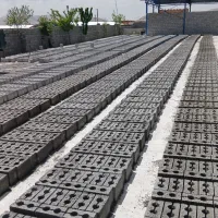 کارگر ساده جهت بارگیری وتخلیه بلوک