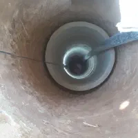 چاه کن. دیوار. پی