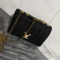 کیف مشکی نو قیمت 500هزارتومن