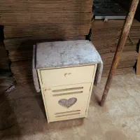 رنگکار ام دی اف نیازمندیم