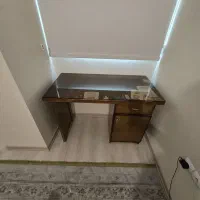میز تحریر چوبی